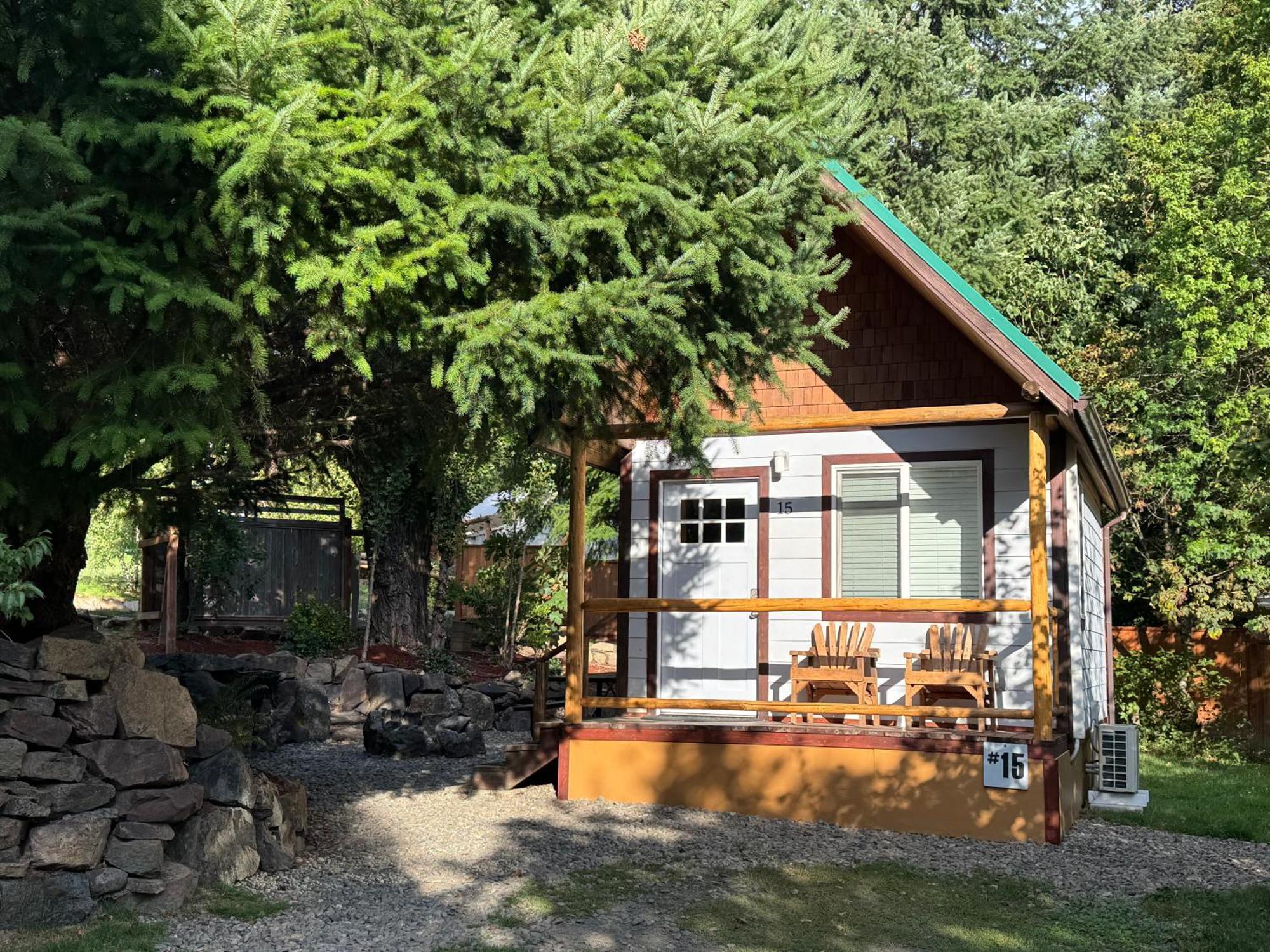 Umpqua'S Last Resort - Wilderness Cabins, Rv Park & Glamping Idleyld Park Exterior foto
